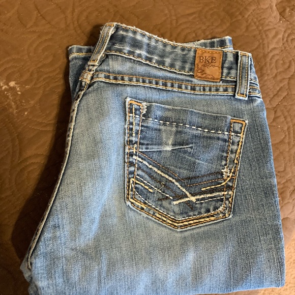 EUC BKE MADISON BOOT STRETCH 27/33.5